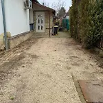 Erika's House. דירה
