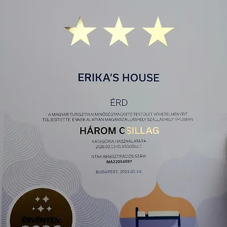 Erika's House. 公寓 *