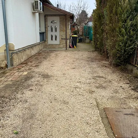 Erika's House. 公寓
